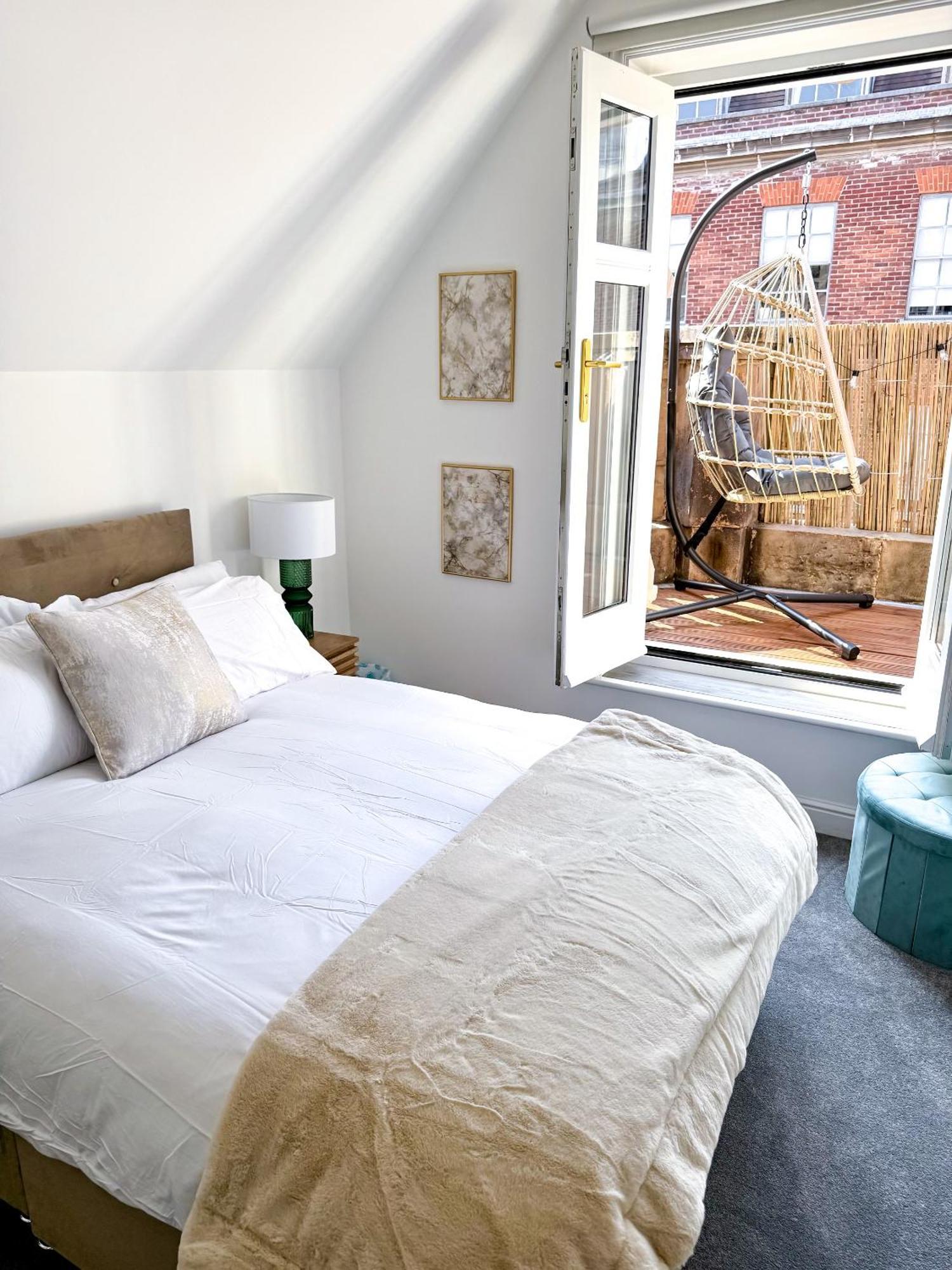 The Luxe Haven - Apartment Nottingham City Centre Bagian luar foto