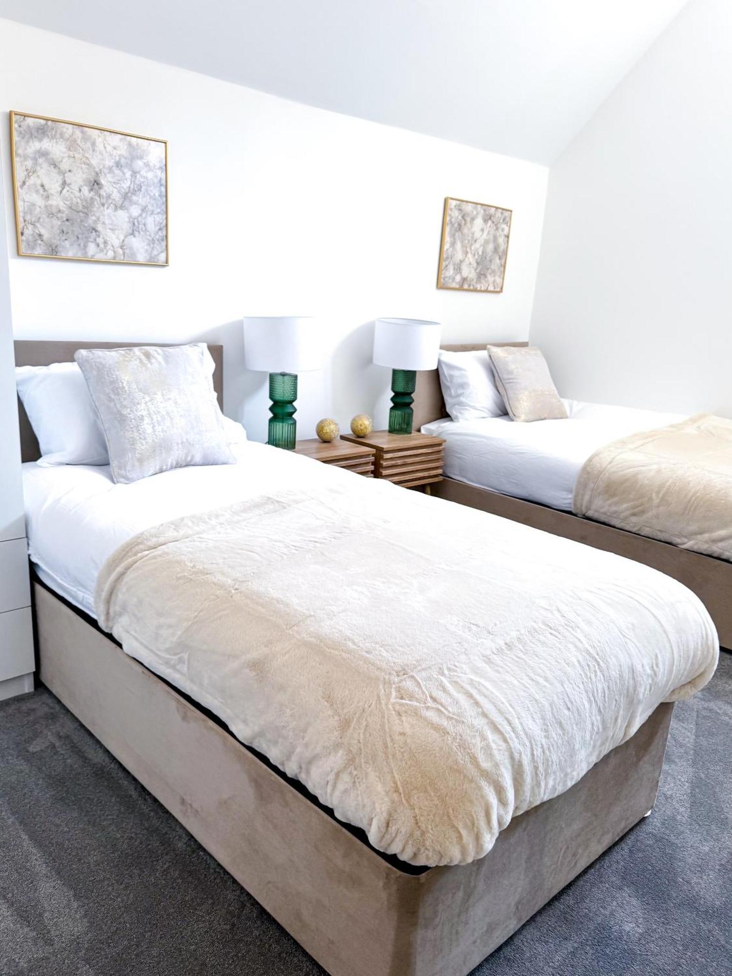 The Luxe Haven - Apartment Nottingham City Centre Bagian luar foto