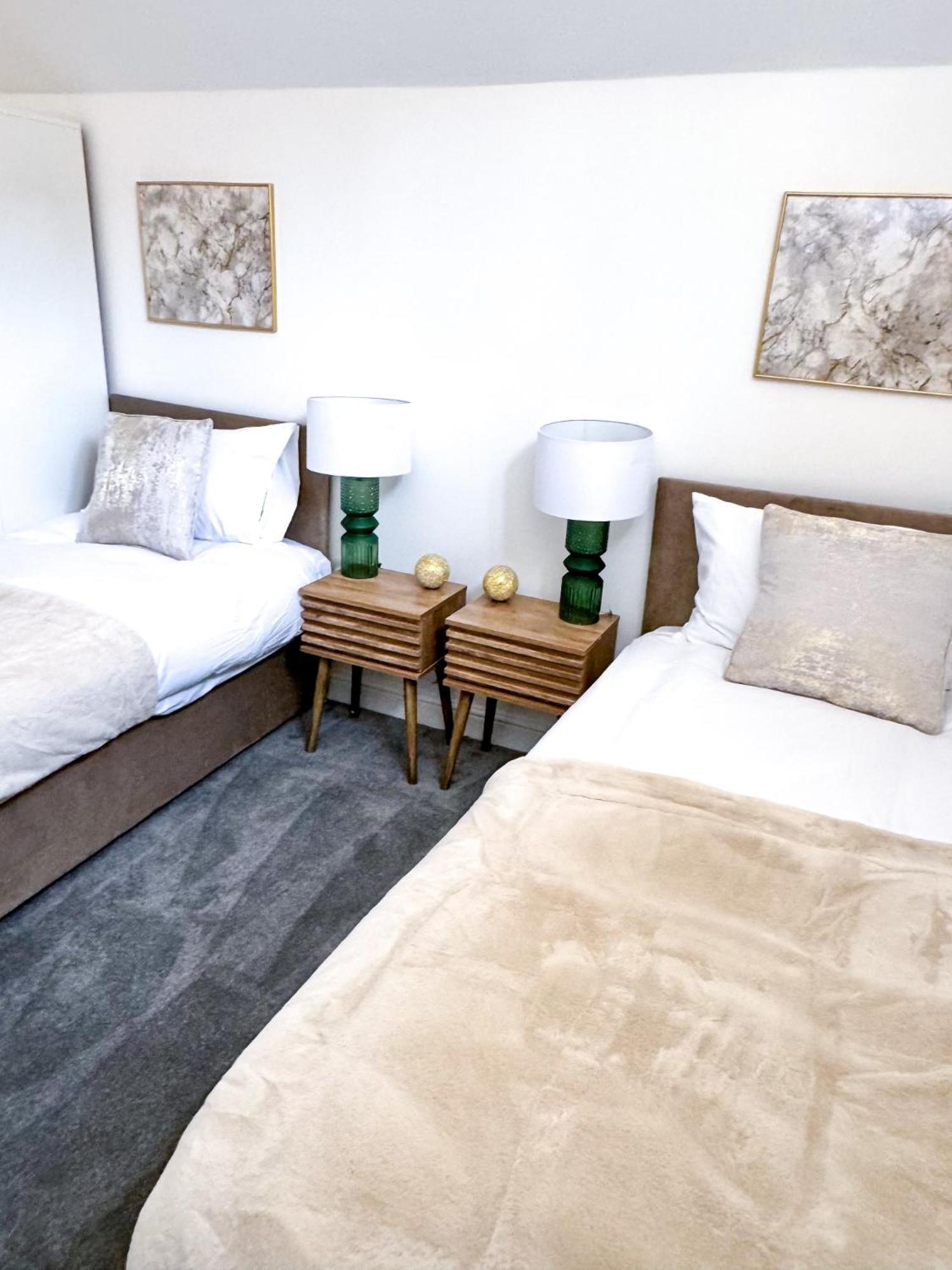 The Luxe Haven - Apartment Nottingham City Centre Bagian luar foto